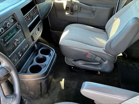 Used 2019 Chevrolet Express 3500 LT w/ LT Preferred Equipment Group image 15