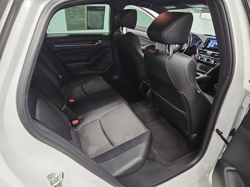 Used 2022 Honda Accord Sport image 32