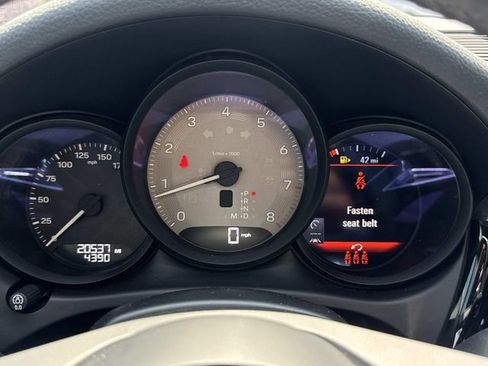 Used 2024 Porsche Macan S AWD/4WD image 19