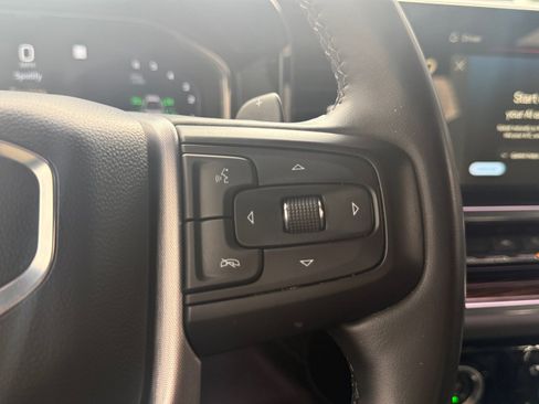 Used 2023 GMC Sierra 1500 Elevation w/ X31 Off-Road Package AWD/4WD image 18