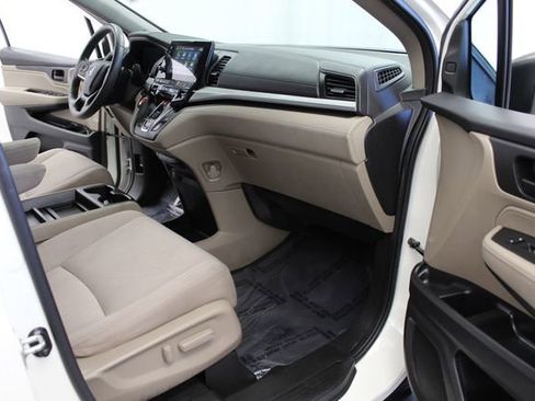 Used 2019 Honda Odyssey EX image 26