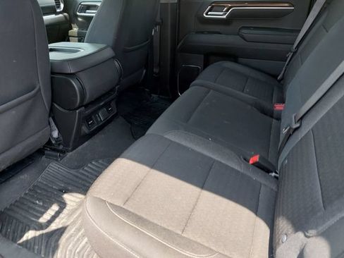 Used 2025 Chevrolet Silverado 1500 LT AWD/4WD image 35