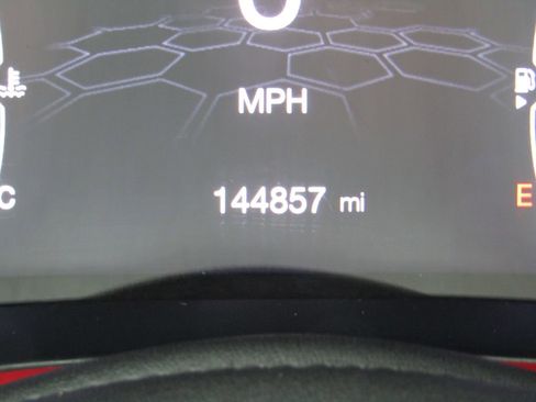 Used 2019 Jeep Compass Trailhawk image 22