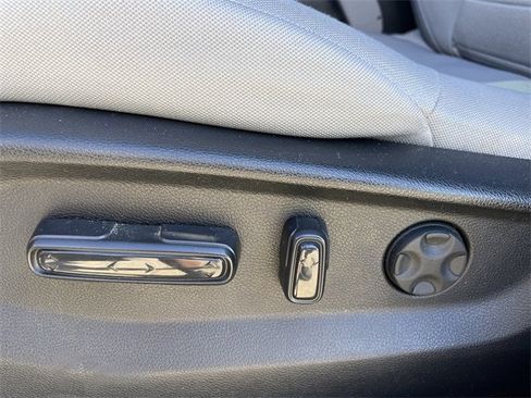 Certified 2019 Honda CR-V EX image 25