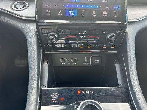 Used 2024 Jeep Grand Cherokee Limited 4xe image 15