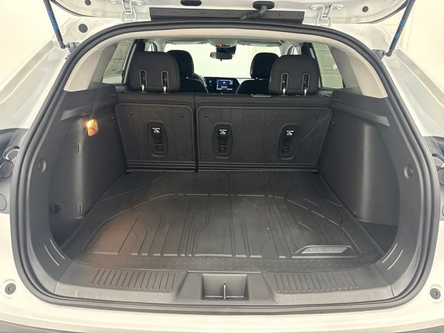 New 2026 Chevrolet Trax LS w/ LS Convenience Package FWD image 25