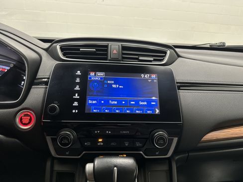 Used 2018 Honda CR-V Touring image 23