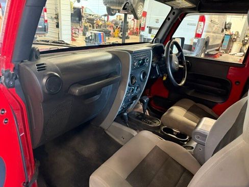 Used 2008 Jeep Wrangler X AWD/4WD image 36