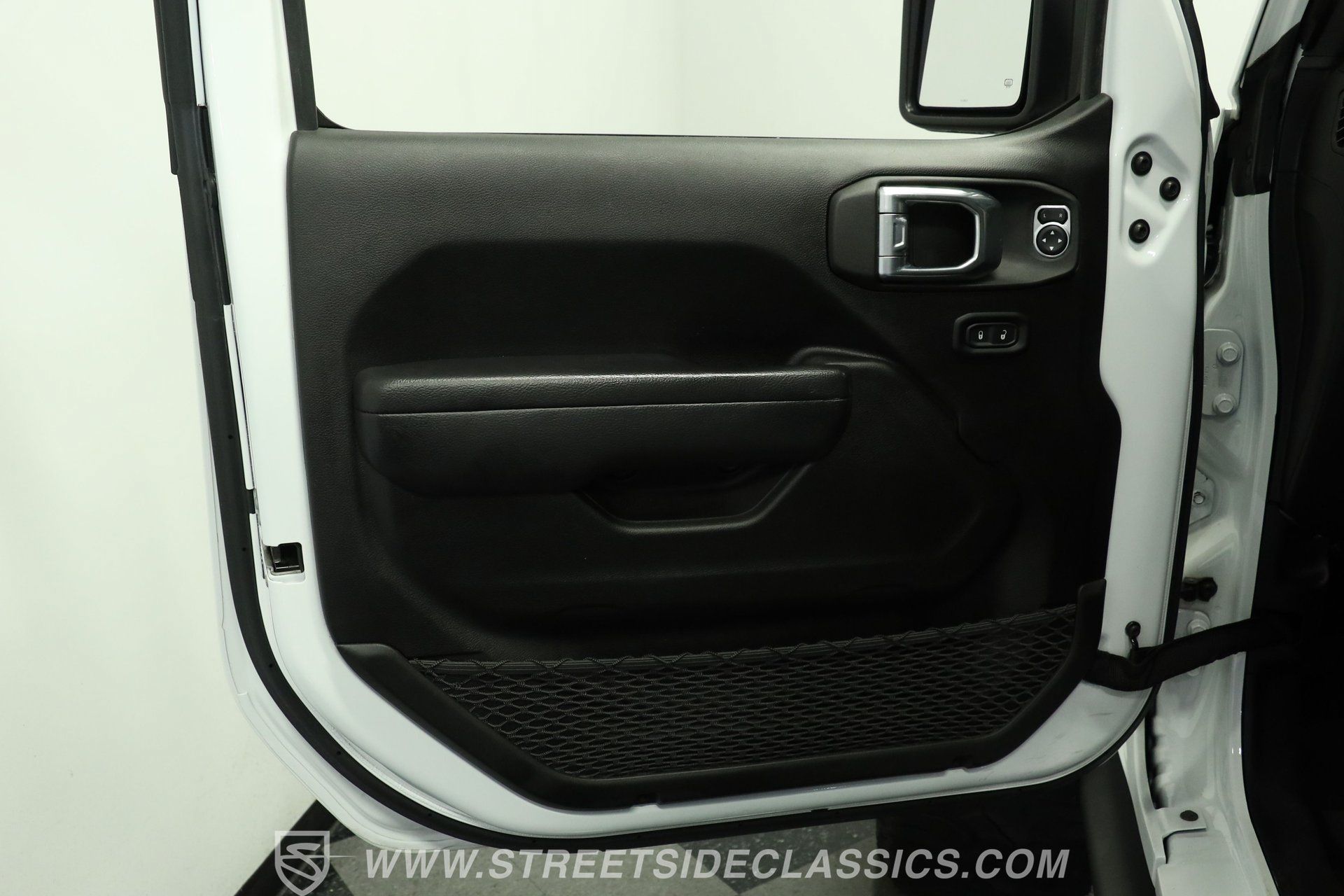Used 2022 Jeep Gladiator Sport AWD/4WD image 35