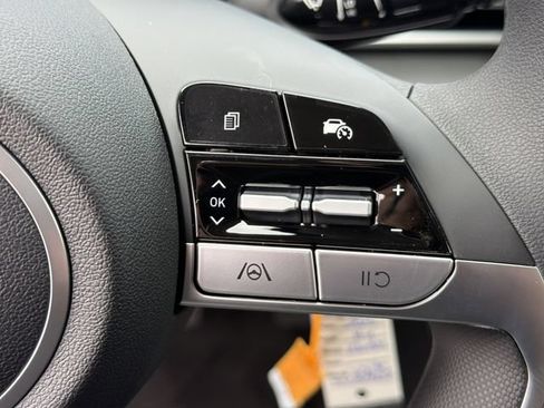 New 2026 Hyundai Elantra SE FWD image 25