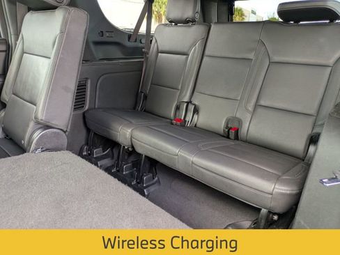 Used 2023 Chevrolet Suburban LT image 29