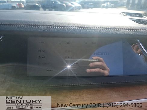 Used 2024 Jeep Grand Cherokee Summit image 29