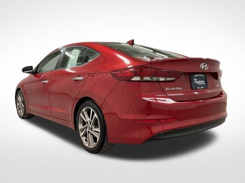 Used 2017 Hyundai Elantra Limited w/ Limited Tech Package 04 image 2