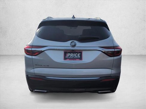 Used 2021 Buick Enclave Essence w/ Sound and Sites Package image 6