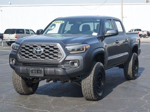 Used 2023 Toyota Tacoma SR image 2