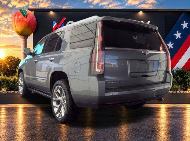Used 2019 Cadillac Escalade Premium Luxury RWD image 6