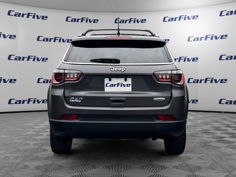 Used 2022 Jeep Compass Latitude AWD/4WD image 4
