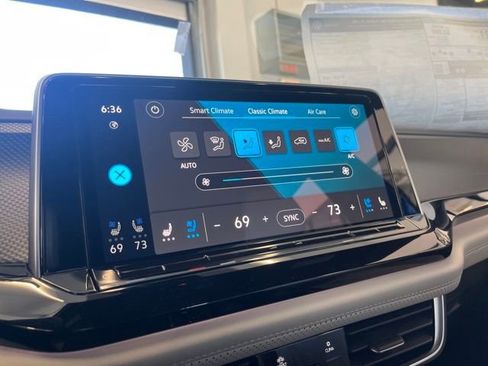 New 2025 Volkswagen Atlas Cross Sport SEL Premium R-Line image 14