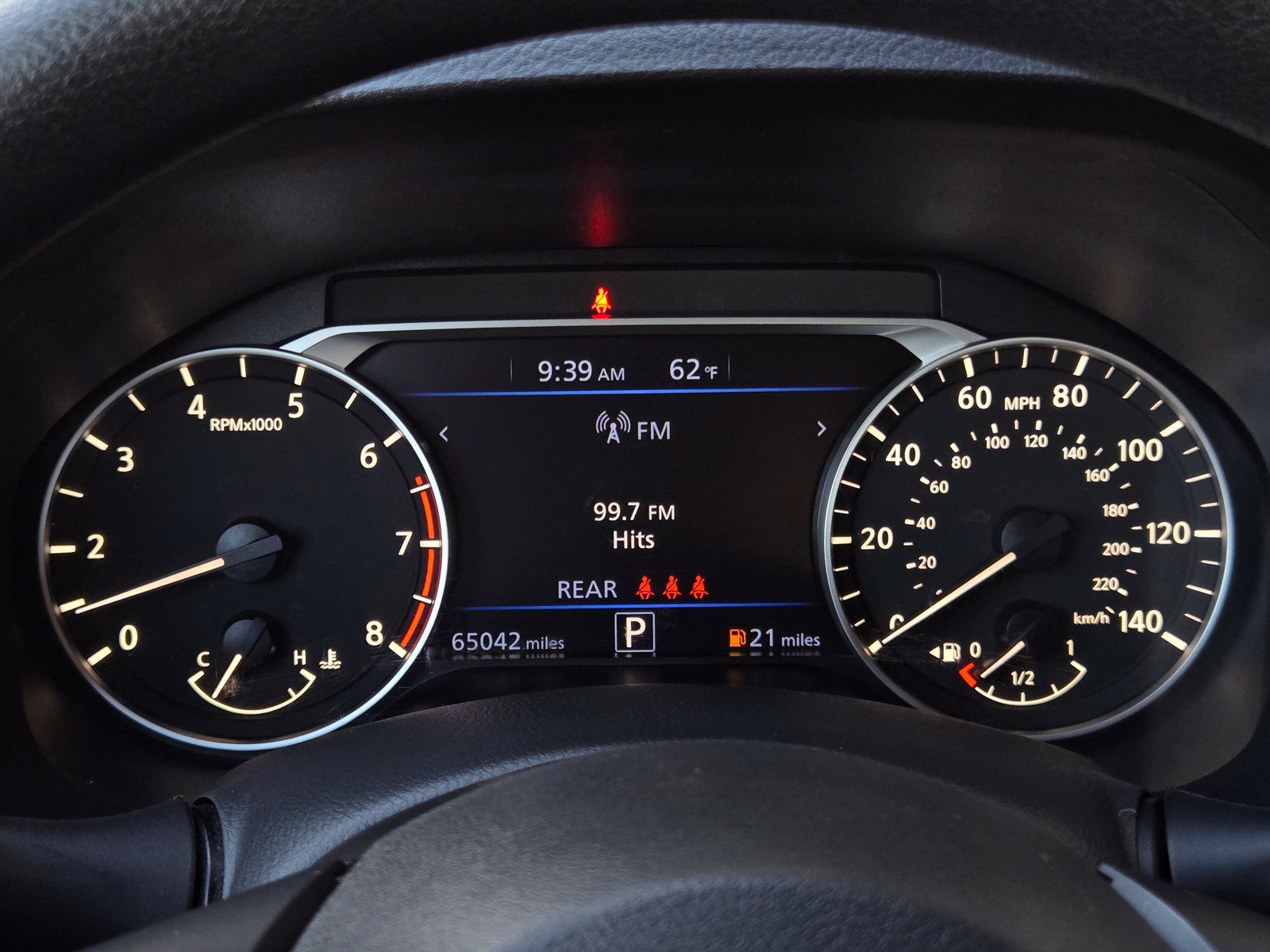 Used 2024 Nissan Altima 2.5 SV FWD image 20