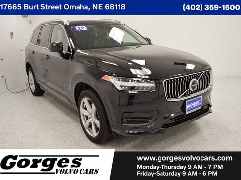 Certified 2022 Volvo XC90 T6 Momentum w/ Advanced Package image 1