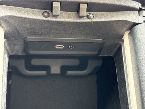 New 2026 Mercedes-Benz GLS 450 4MATIC image 35