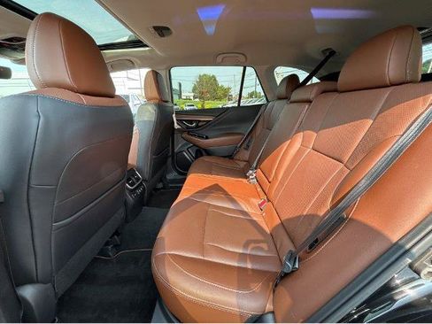 Used 2022 Subaru Outback Touring AWD/4WD image 18