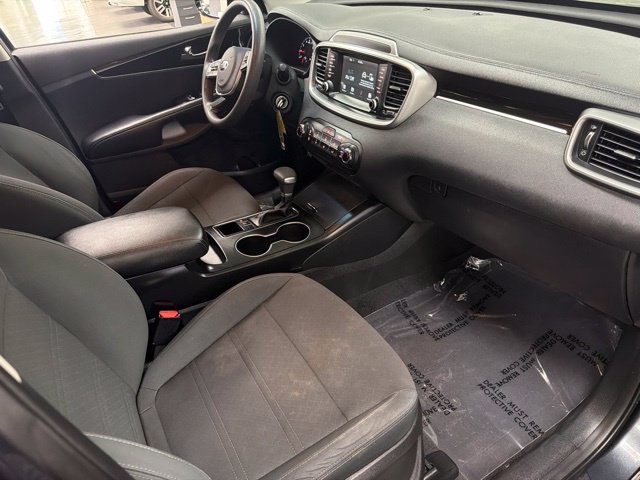 Used 2020 Kia Sorento LX AWD/4WD image 10