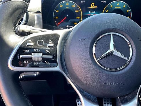 Used 2022 Mercedes-Benz CLA 250 4MATIC image 20