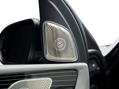 Used 2025 Mercedes-Benz Maybach GLS 600 4MATIC image 73