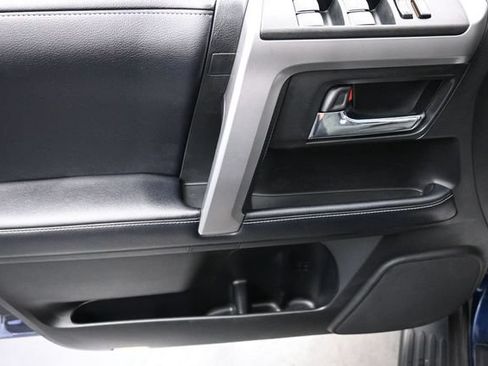 Used 2019 Toyota 4Runner SR5 Premium AWD/4WD image 13