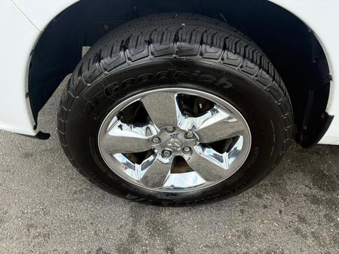 Used 2019 RAM 1500 Express w/ Express Value Package image 4