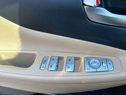Used 2023 Hyundai Santa Fe Calligraphy image 15