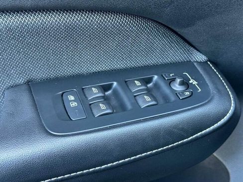 Used 2024 Volvo S60 B5 Plus image 13