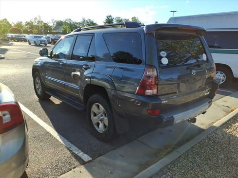 Used 2004 Toyota 4Runner SR5 RWD image 3
