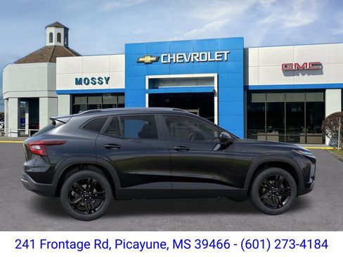 New 2026 Chevrolet Trax ACTIV w/ Driver Confidence Package image 5