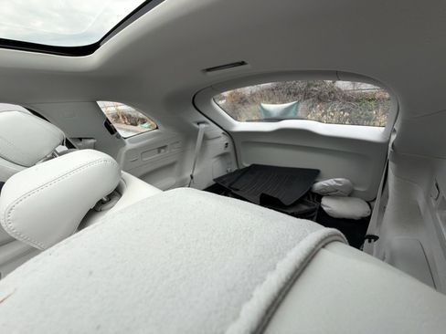 Used 2023 Mercedes-Benz EQS 580 4MATIC SUV image 5