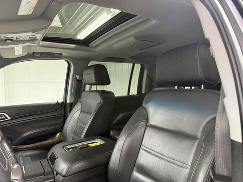 Used 2018 GMC Yukon XL Denali w/ Denali Ultimate Package image 10