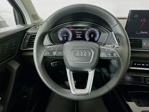 Certified 2025 Audi Q5 2.0T Premium Plus w/ Premium Plus Package image 11