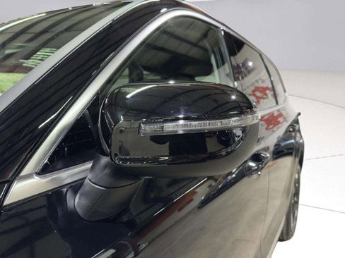 Used 2025 Kia Telluride EX w/ EX Captain's Chair Package image 11