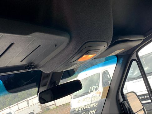 Used 2021 Mercedes-Benz Sprinter 2500 image 14