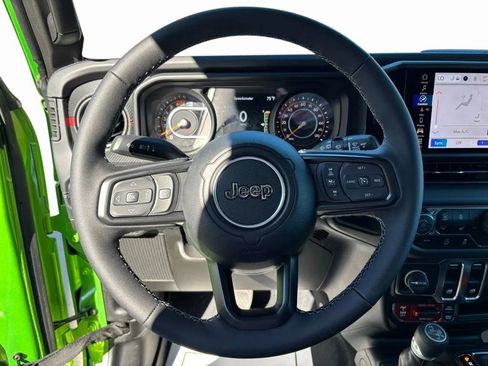 New 2025 Jeep Wrangler Rubicon AWD/4WD image 25