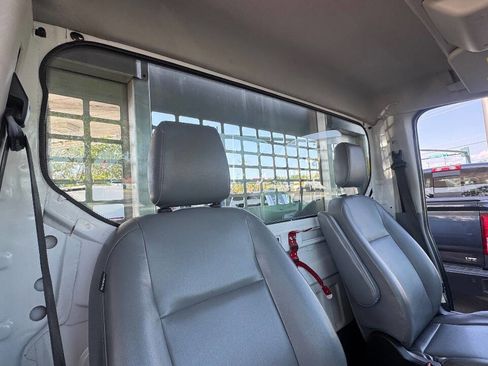 Used 2018 Ford Transit 250 138 RWD image 12