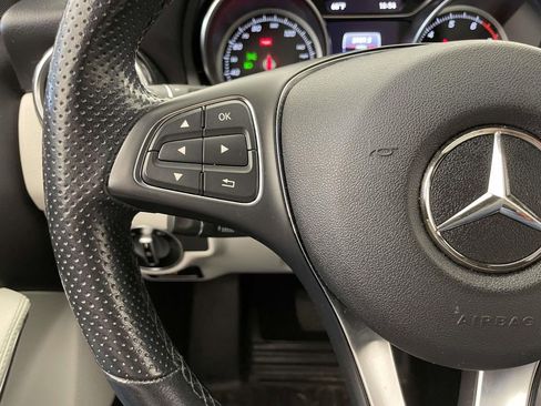 Used 2019 Mercedes-Benz GLA 250 4MATIC image 36