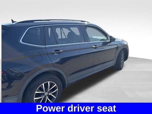 Used 2019 Volkswagen Tiguan SE w/ Panoramic Sunroof Package AWD/4WD image 7