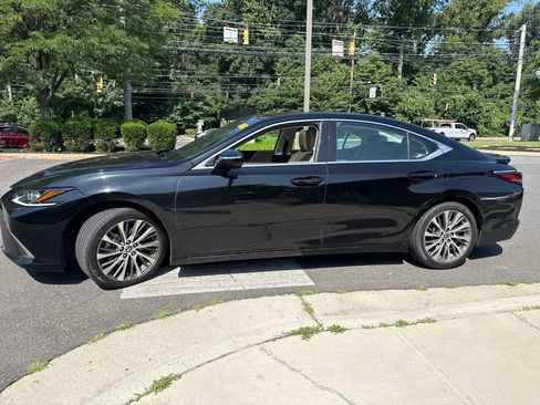 Used 2021 Lexus ES 350 w/ Premium Package FWD image 4