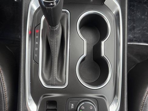 Used 2020 Chevrolet Traverse Premier AWD/4WD image 16