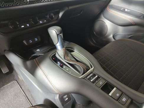 Certified 2026 Honda HR-V Sport image 20