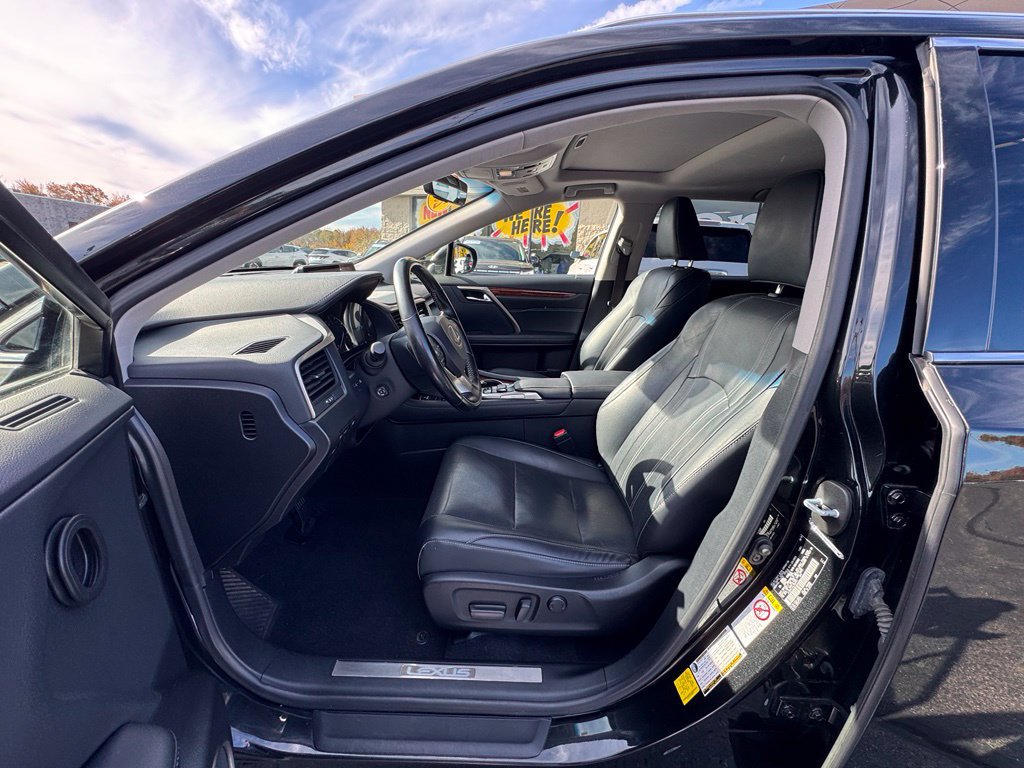 Used 2018 Lexus RX 450hL Premium w/ Premium Package AWD/4WD image 35