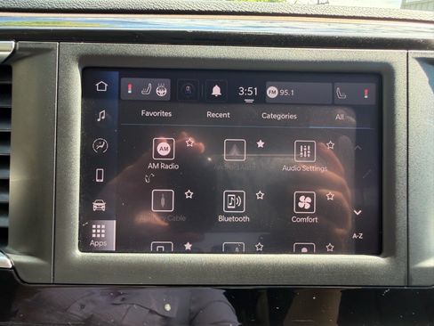 Used 2023 Chrysler Voyager LX FWD image 46
