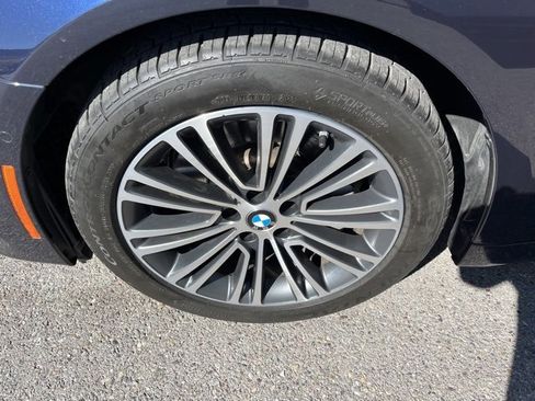 Used 2017 BMW 540i w/ Premium Package image 19